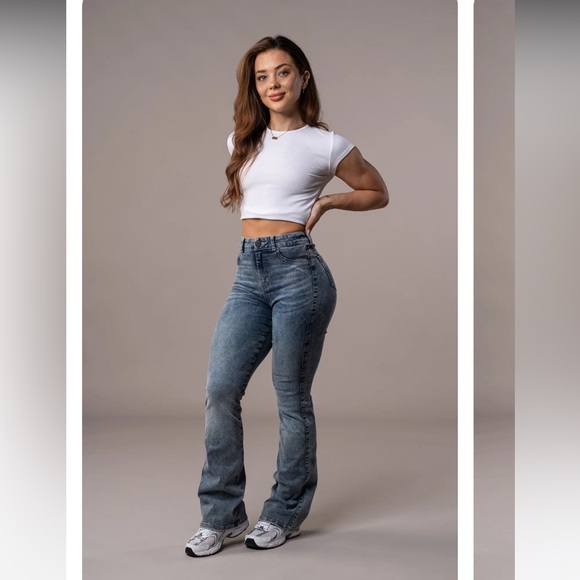 FitJeans Flared 80s Blue - Picture 1 of 9